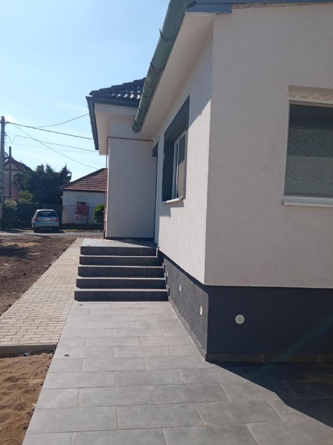 Kiss-Szollosi Vendeghaz II Lola Debrecín Exteriér fotografie